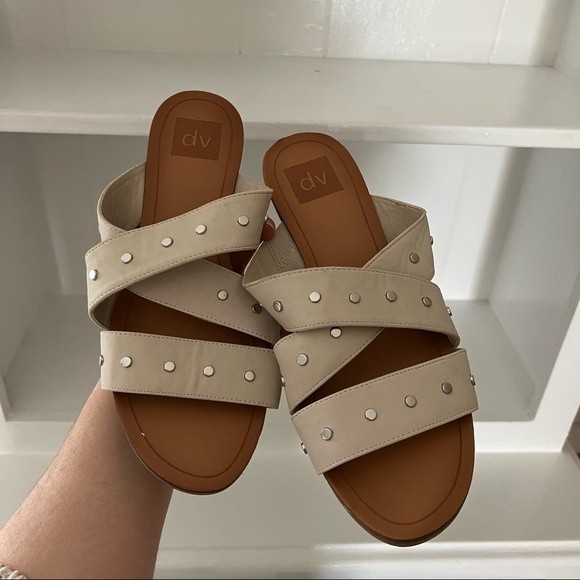 DV Dolce Vita Studded Criss Cross Strap Open Toe Slip On sandals - Picture 4 of 8